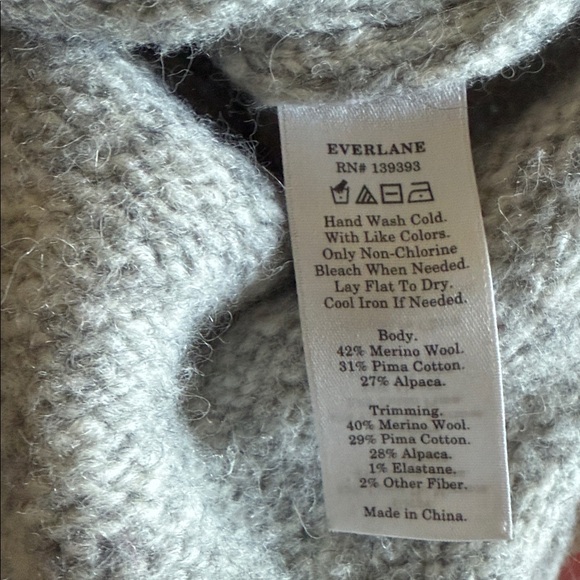 Everlane Gray Turtleneck Sweater - Picture 5 of 5